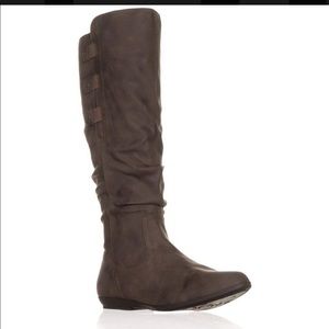 Knee high boots great condition wide calf